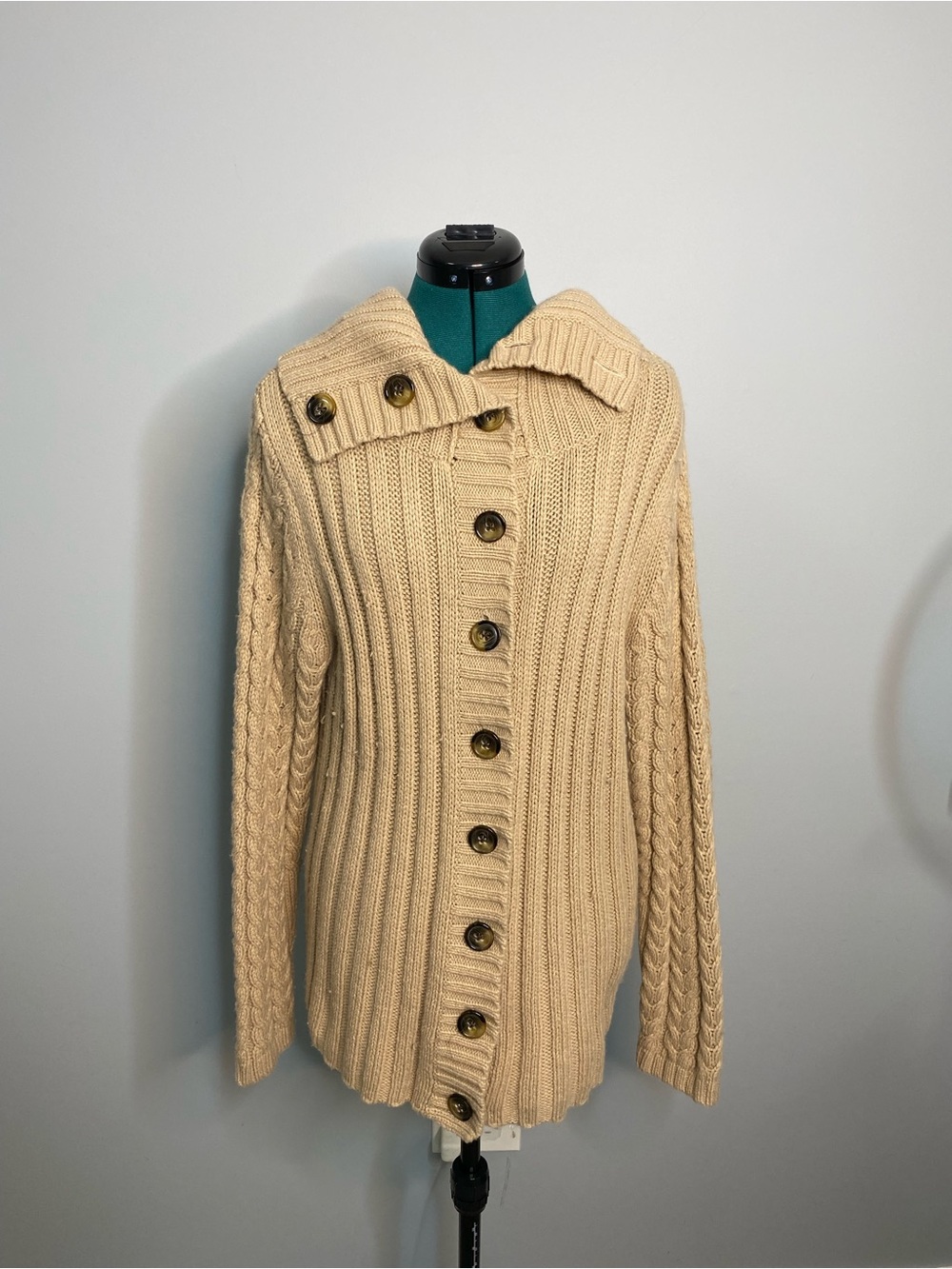 Old Navy Cream Cable-Knit Button Cardigan